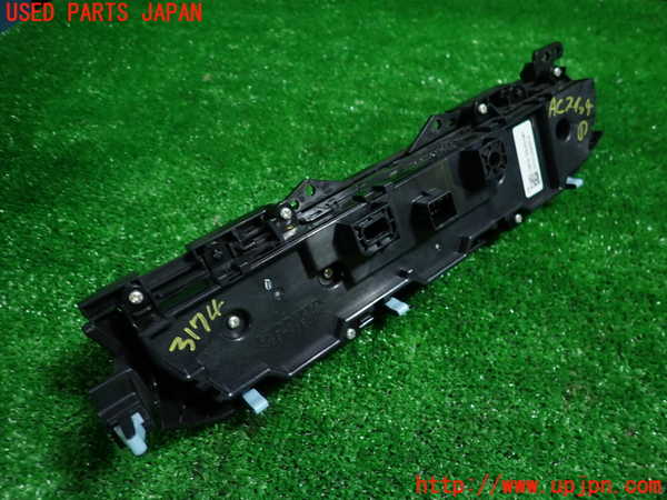 1UPJ-31746066]フィット(Fit) ハイブリッド(e：HEV)(GR6)エアコンスイッチ1 中古_m0003.jpg