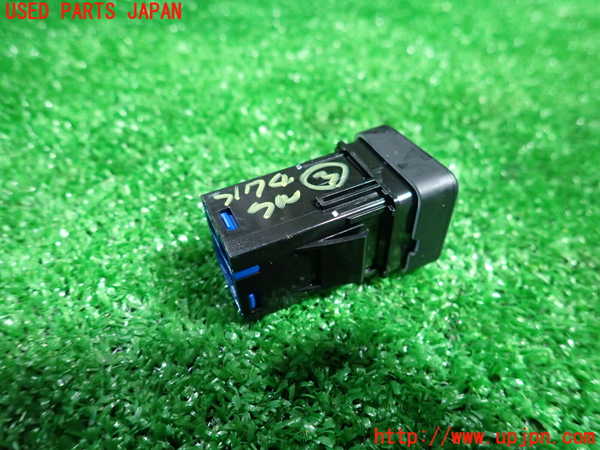 1UPJ-31746308]フィット(Fit) ハイブリッド(e：HEV)(GR6)スイッチ3(ECON) 中古_m0002.jpg