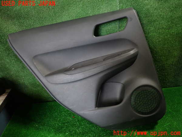 1UPJ-31741324]フィット(Fit) ハイブリッド(e：HEV)(GR6)左後ドア内張り 中古_m0001.jpg