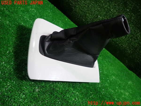 1UPJ-31747575]フィット(Fit) ハイブリッド(e：HEV)(GR6)シフトブーツ 中古_m0002.jpg