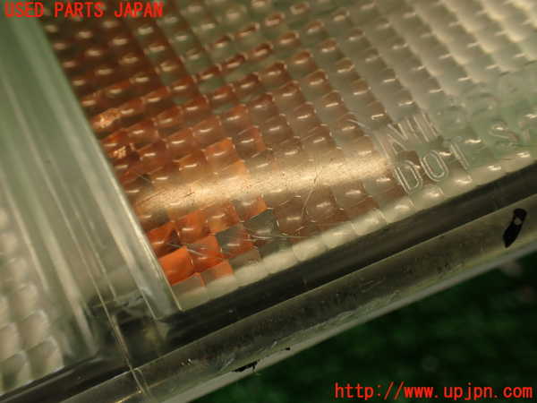 2UPJ-31751160]フェアレディZ(GCZ32)右ウィンカーレンズ 中古_m0003.jpg