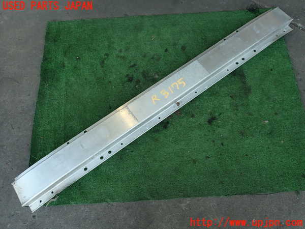 2UPJ-31751614]フェアレディZ(GCZ32)リアバンパーホースメント 中古_m0001.jpg