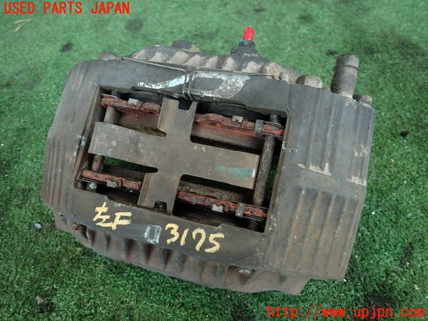 2UPJ-31754085]フェアレディZ(GCZ32)左フロントキャリパー 中古_m0001.jpg