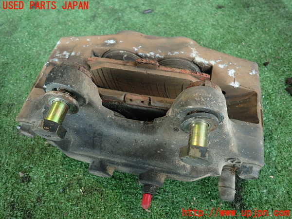 2UPJ-31754085]フェアレディZ(GCZ32)左フロントキャリパー 中古_m0003.jpg