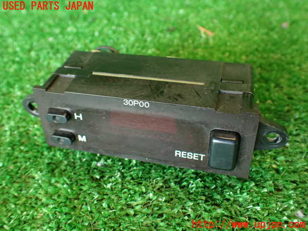 2UPJ-31757850]フェアレディZ(GCZ32)時計 中古_m0001.jpg