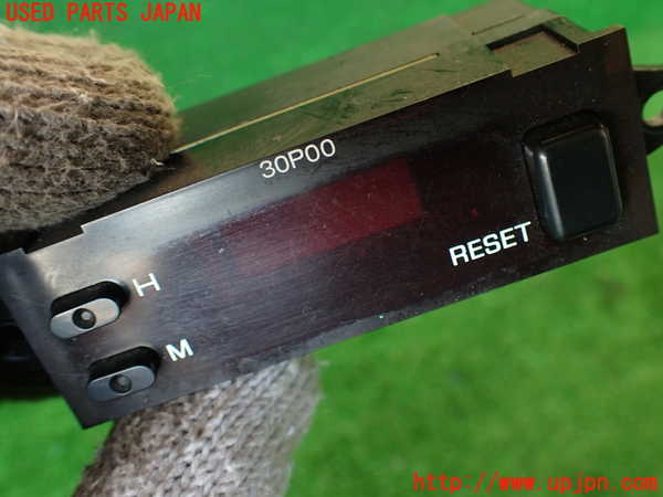 2UPJ-31757850]フェアレディZ(GCZ32)時計 中古_m0002.jpg