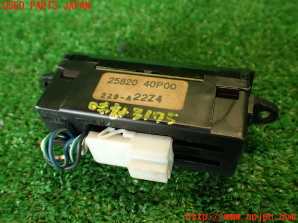 2UPJ-31757850]フェアレディZ(GCZ32)時計 中古_m0003.jpg