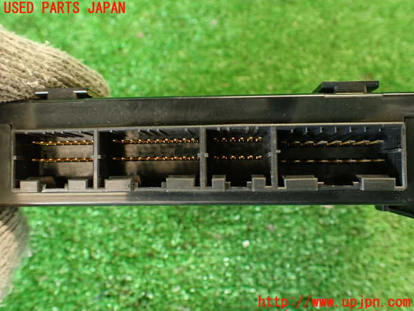 2UPJ-31756147]フェアレディZ(GCZ32)コンピューター2 (エアコンアンプ) 中古_m0003.jpg