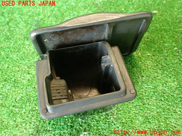 2UPJ-31757821]フェアレディZ(GCZ32)灰皿1 中古_m0003.jpg