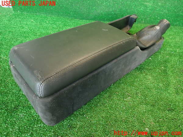 2UPJ-31757540]フェアレディZ(GCZ32)センターコンソール 中古_m0002.jpg