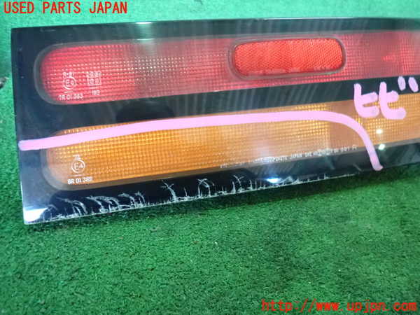 2UPJ-31761530]フェアレディZ(GZ32)右テールランプ 中古_m0002.jpg