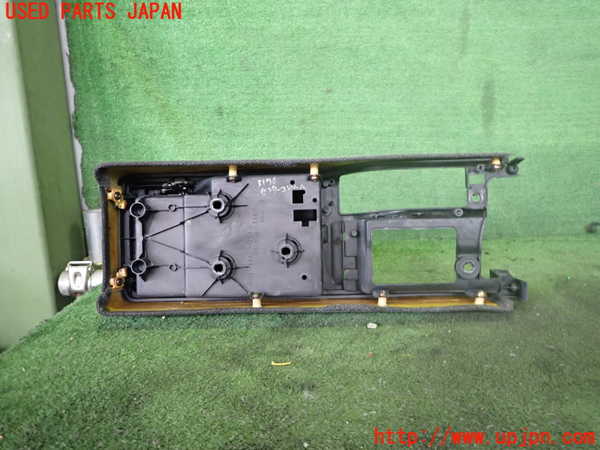 2UPJ-31767540]フェアレディZ(GZ32)センターコンソール 中古_m0004.jpg