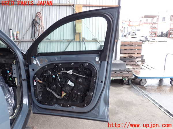 2UPJ-31771230]ボルボ・XC40(XB420TXCM)右前ドア (43R-00049) 中古_m0003.jpg