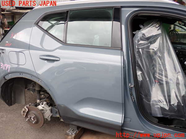 2UPJ-31771290]ボルボ・XC40(XB420TXCM)右後ドア (43R-00048) 中古_m0001.jpg
