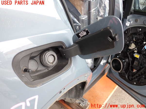 2UPJ-31771690]ボルボ・XC40(XB420TXCM)フューエルリッド 中古_m0002.jpg