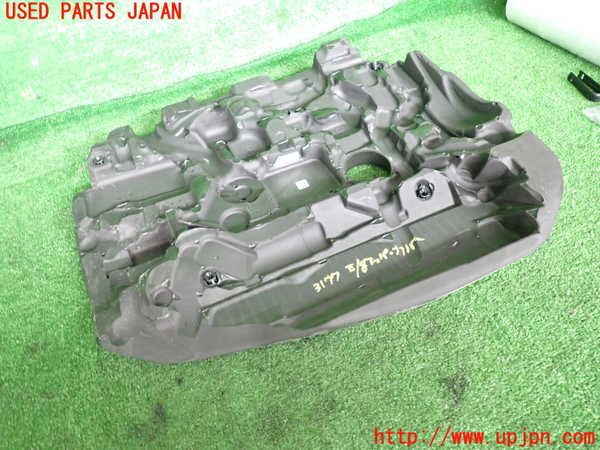 2UPJ-31772160]ボルボ・XC40(XB420TXCM)エンジンアッパーカバー 中古_m0002.jpg