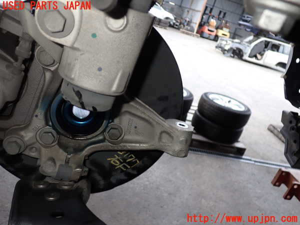 2UPJ-31774290]ボルボ・XC40(XB420TXCM)右フロントナックルハブ 中古_m0001.jpg