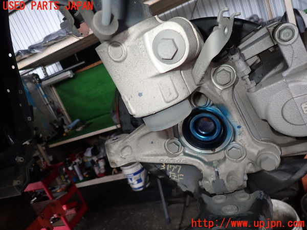 2UPJ-31774295]ボルボ・XC40(XB420TXCM)左フロントナックルハブ 中古_m0001.jpg