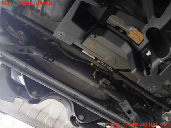 2UPJ-31775445]ボルボ・XC40(XB420TXCM)リアスタビライザー 中古_m0001.jpg