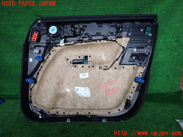 2UPJ-31771264]ボルボ・XC40(XB420TXCM)左前ドア内張り 中古_m0003.jpg