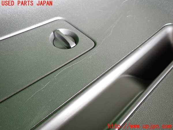 2UPJ-31771578]ボルボ・XC40(XB420TXCM)バックドア内張り 中古_m0003.jpg