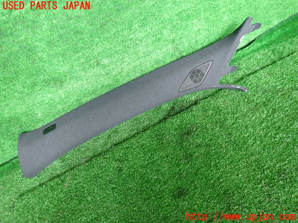 2UPJ-31777660]ボルボ・XC40(XB420TXCM)左フロントピラートリム 中古_m0001.jpg