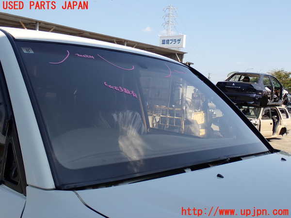 2UPJ-31781195]ランクル100系(UZJ100W)フロントガラス (43R-006261) 中古_m0002.jpg