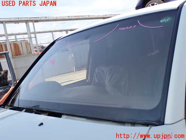 2UPJ-31781195]ランクル100系(UZJ100W)フロントガラス (43R-006261) 中古_m0003.jpg