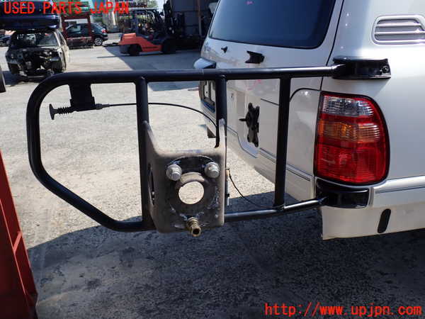 2UPJ-31781700]ランクル100系(UZJ100W)スペアタイヤキャリア 中古_m0001.jpg