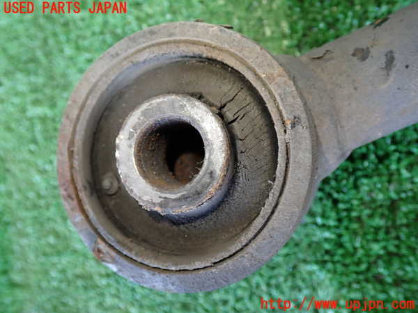 2UPJ-31785156]ランクル100系(UZJ100W)左リアアッパーアーム1 中古_m0002.jpg