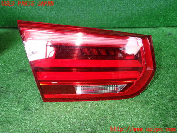 2UPJ-31791552]BMW 320i(8A20)左リアフィニッシャー 中古 (F30)_m0001.jpg