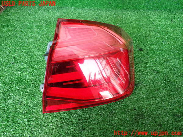2UPJ-31791530]BMW 320i(8A20)右テールランプ 中古 (F30)_m0001.jpg