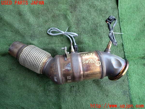 2UPJ-31792661]BMW 320i(8A20)触媒1 中古 (F30)_m0001.jpg