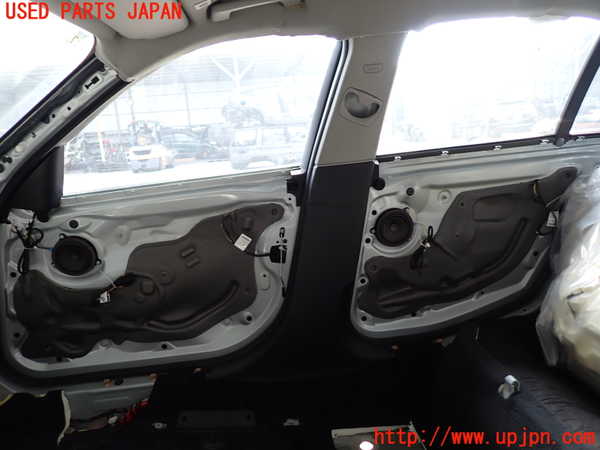 2UPJ-31797665]BMW 320i(8A20)右センターピラートリム 中古 (F30)_m0001.jpg