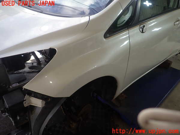 5UPJ-31801082]ノート(E12)左前フェンダー 中古_m0001.jpg