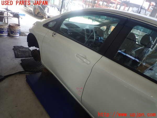 1UPJ-31801260]ノート(E12)左前ドア 中古 NSG M31O8 43R-005834_m0001.jpg