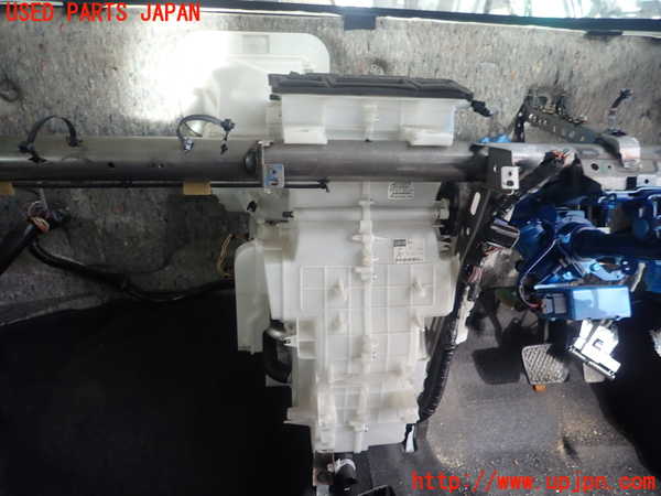 1UPJ-31806081]ノート(E12)エバポレーター1 中古_m0001.jpg