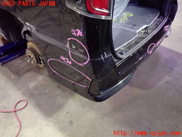 1UPJ-31811610]セレナ C27系(GFC27)リアバンパー 中古_m0003.jpg