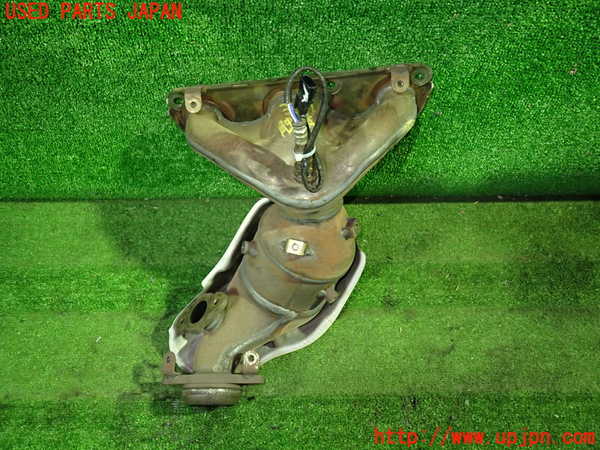 1UPJ-31812661]セレナ C27系(GFC27)触媒1 中古_m0001.jpg