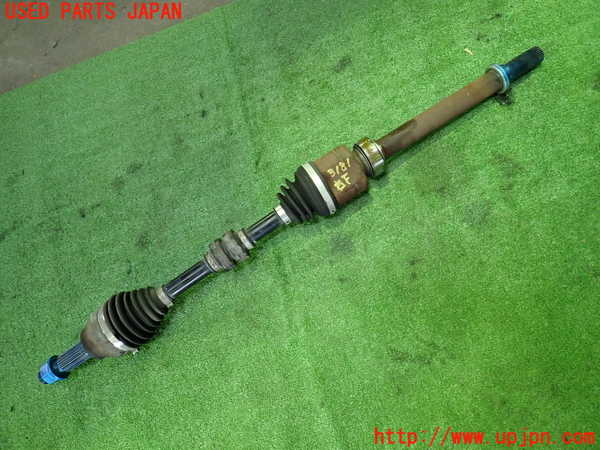 1UPJ-31814010]セレナ C27系(GFC27)右フロントドライブシャフト 中古_m0001.jpg