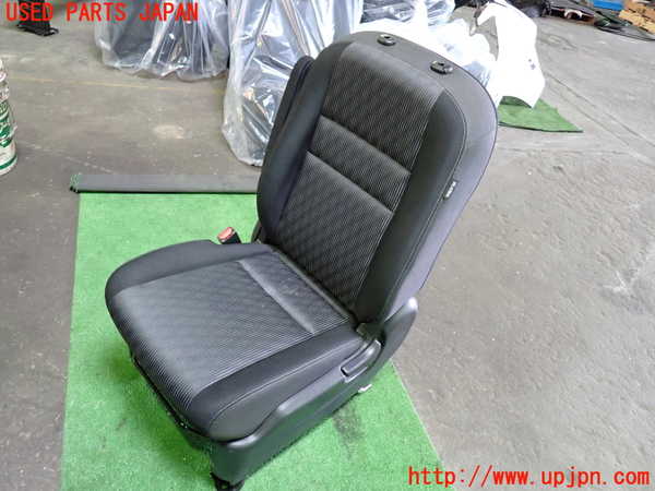 1UPJ-31817065]セレナ C27系(GFC27)助手席シート 中古_m0001.jpg