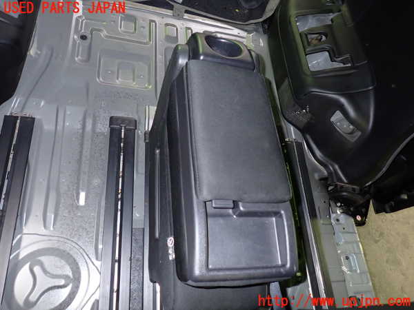 1UPJ-31817465]セレナ C27系(GFC27)補助席 中古_m0004.jpg