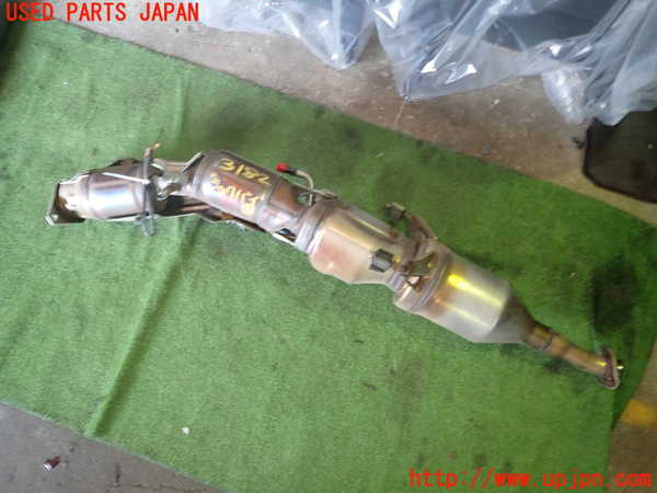 1UPJ-31822661]レクサス・CT200h(ZWA10)触媒1 中古_m0001.jpg