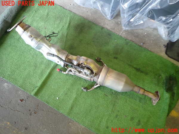1UPJ-31822661]レクサス・CT200h(ZWA10)触媒1 中古_m0002.jpg