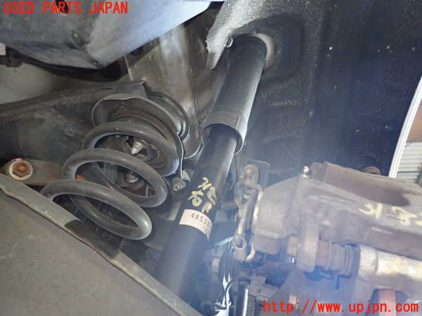 1UPJ-31825070]レクサス・CT200h(ZWA10)右リアショックアブソーバー 中古_m0001.jpg