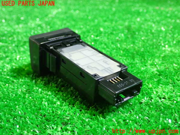5UPJ-31826313]レクサス・CT200h(ZWA10)スイッチ8 (パーキング) 中古_m0003.jpg