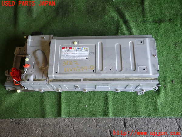 1UPJ-31826911]レクサス・CT200h(ZWA10)ハイブリッドバッテリー1 中古_m0001.jpg