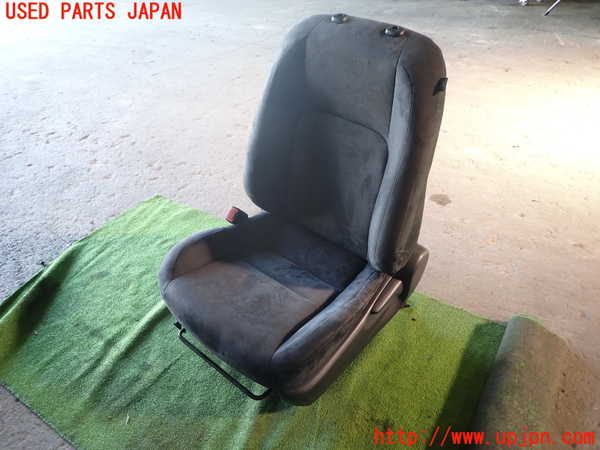 1UPJ-31827065]レクサス・CT200h(ZWA10)助手席シート 中古_m0001.jpg