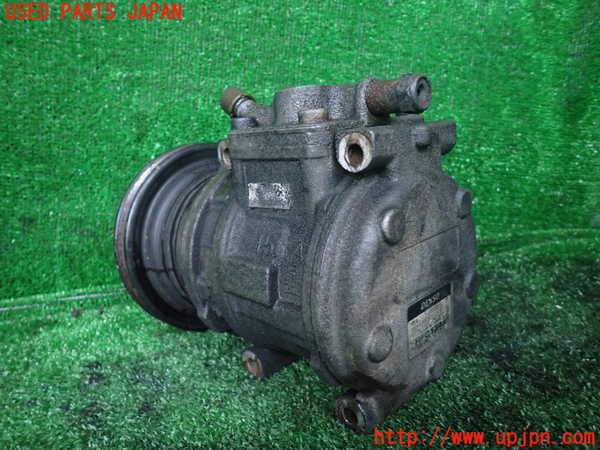 5UPJ-31836025]ランクルプラド(KZJ78W)エアコンコンプレッサー 中古_m0002.jpg