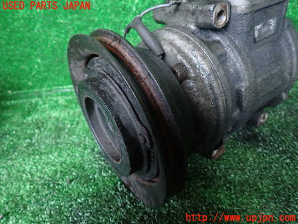 5UPJ-31836025]ランクルプラド(KZJ78W)エアコンコンプレッサー 中古_m0003.jpg